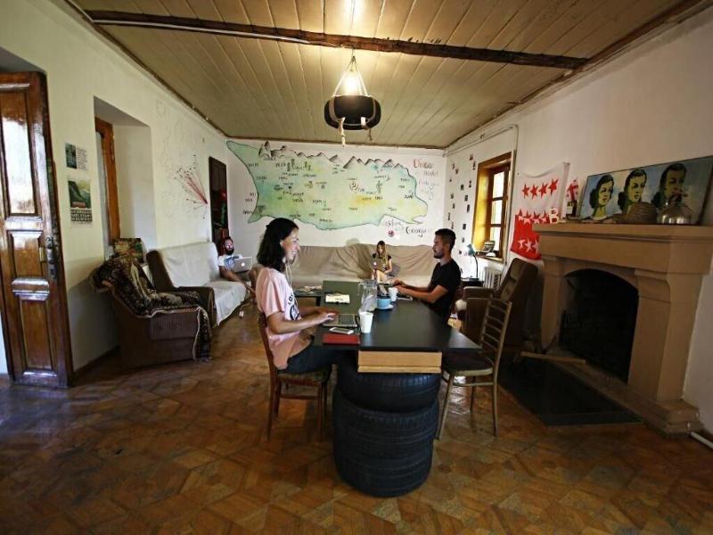 Dingo Backpackers Hostel image