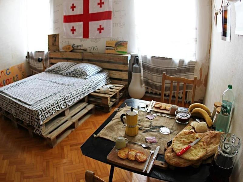 Dingo Backpackers Hostel image