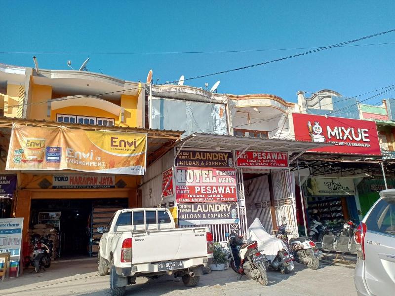 Oyo 93479 Hotel Jaguar Sentani image