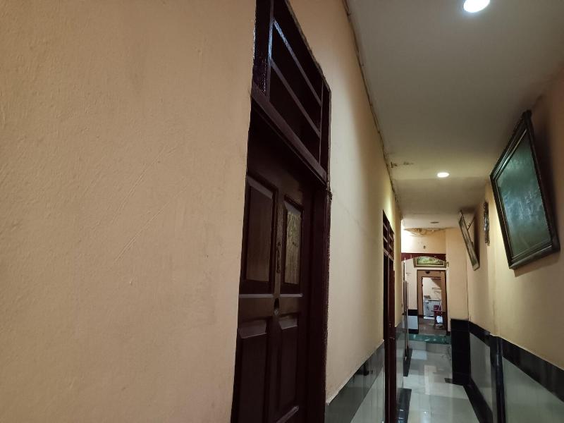 Oyo 93479 Hotel Jaguar Sentani image