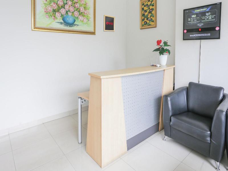 Oyo 93948 Bunda Rachma Rooms image