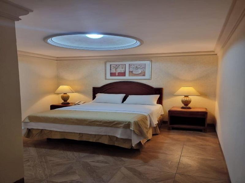 Hotel Plaza Express image