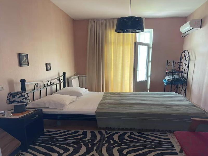 Nana's Guesthouse image