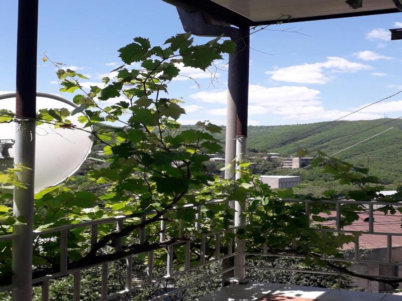 Nana's Guesthouse image