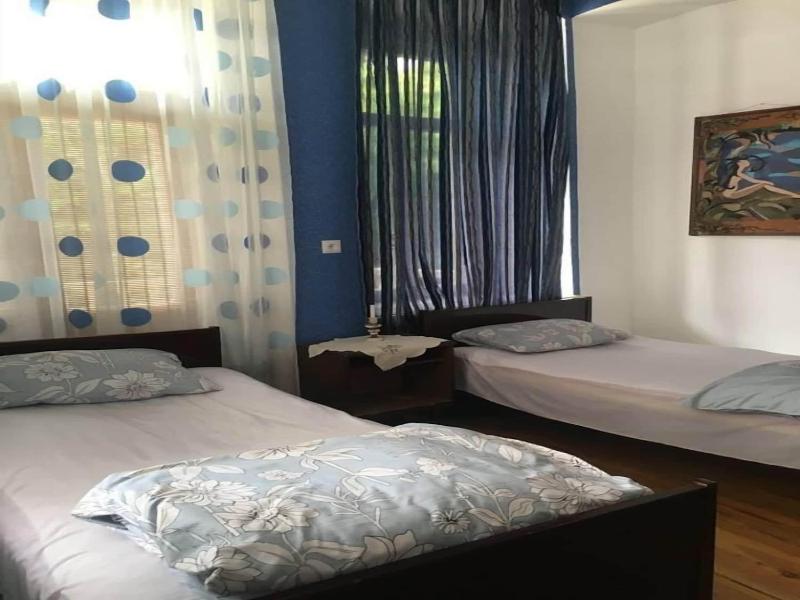 Nana's Guesthouse image