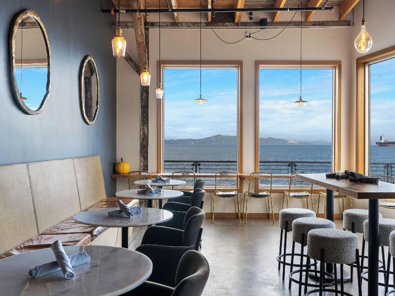 Bowline Hotel image