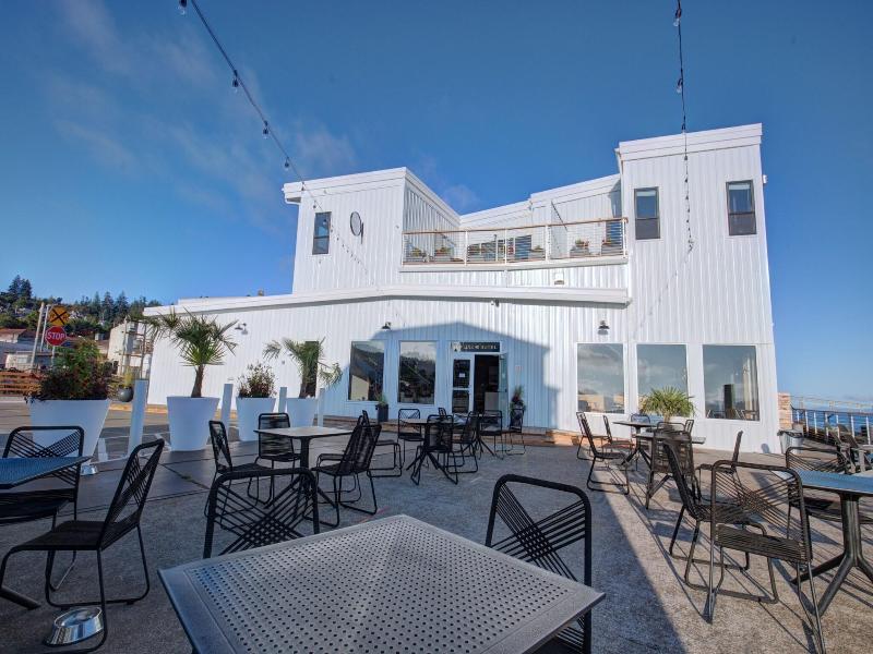 Bowline Hotel image
