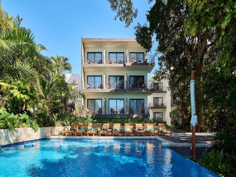 Cristalino Lagoon Front Hotel Restaurant & Spa image