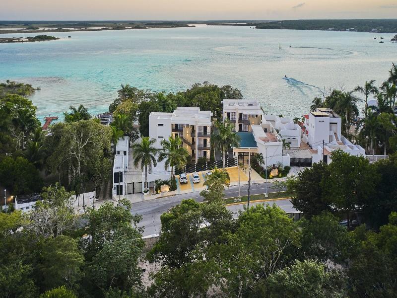 Cristalino Lagoon Front Hotel Restaurant & Spa image