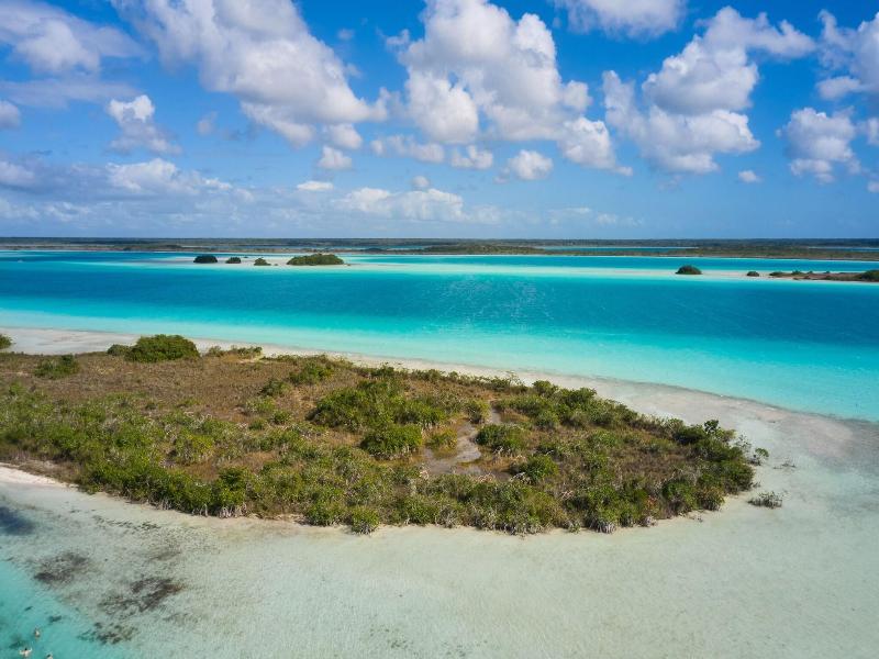 Cristalino Lagoon Front Hotel Restaurant & Spa image