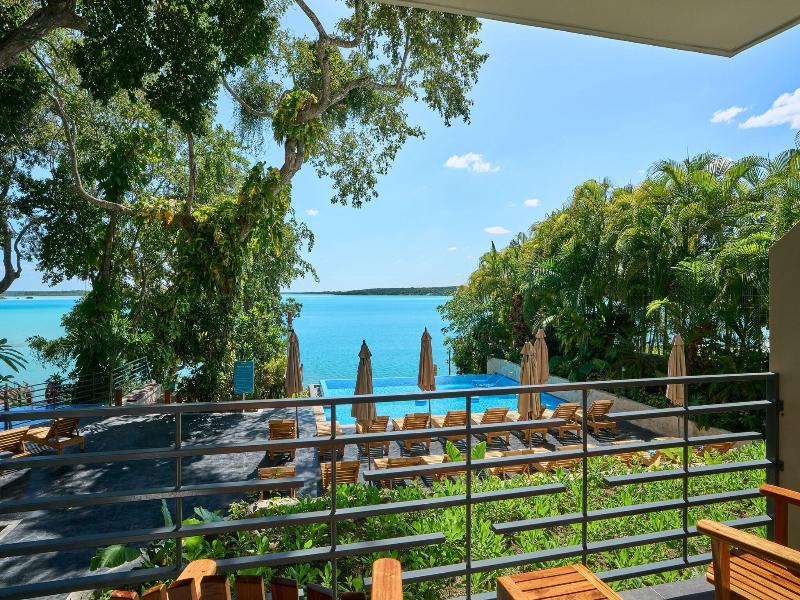 Cristalino Lagoon Front Hotel Restaurant & Spa image