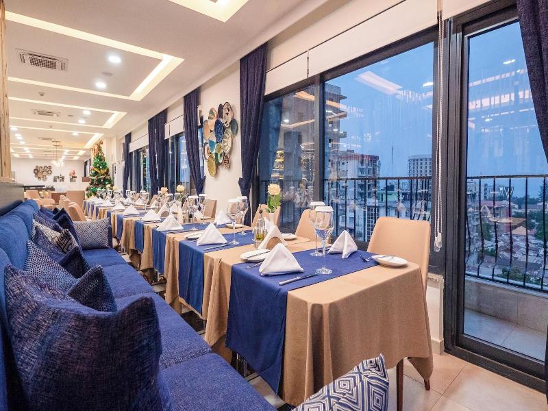 Souare Premium Hotel image
