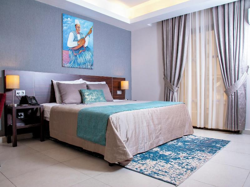 Souare Premium Hotel image