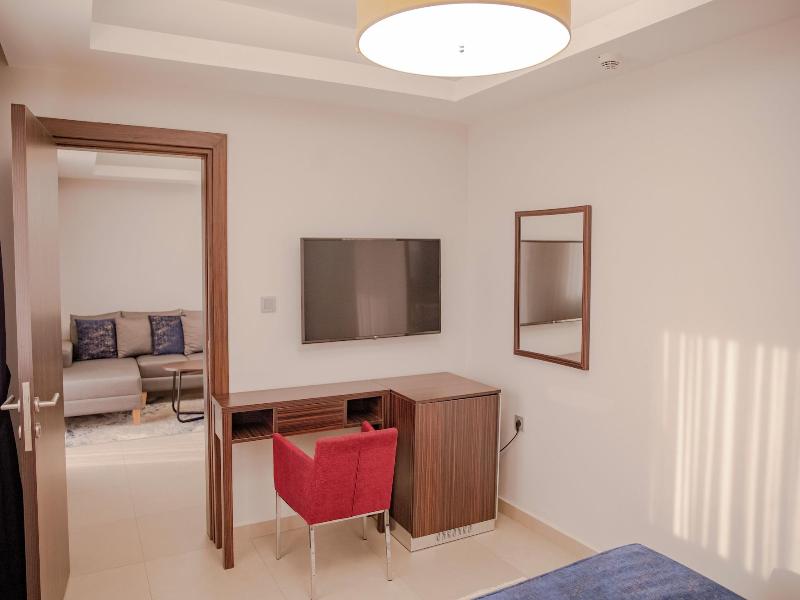 Souare Premium Hotel image