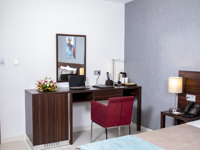 Souare Premium Hotel image