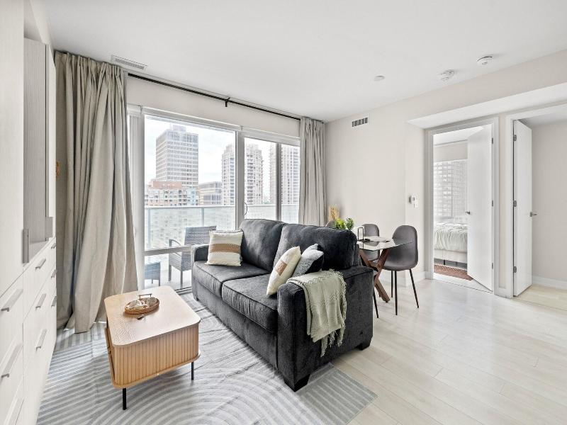 Teahouse Condos In Downtown Toronto image