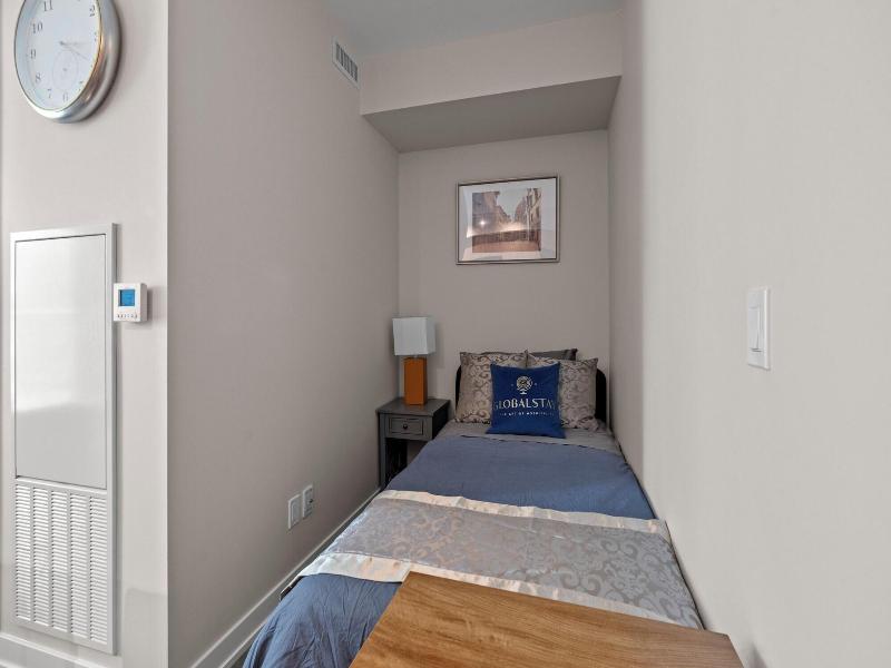 Teahouse Condos In Downtown Toronto image