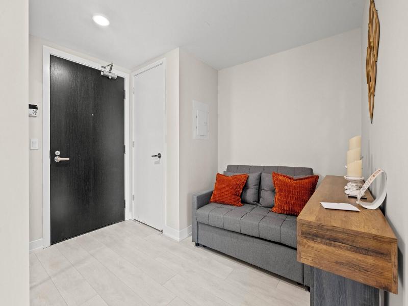 Teahouse Condos In Downtown Toronto image