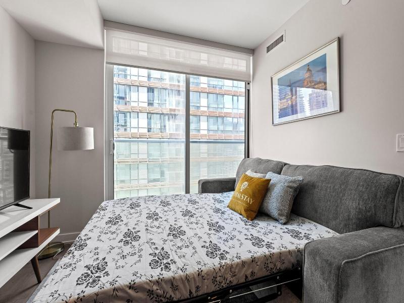 Teahouse Condos In Downtown Toronto image