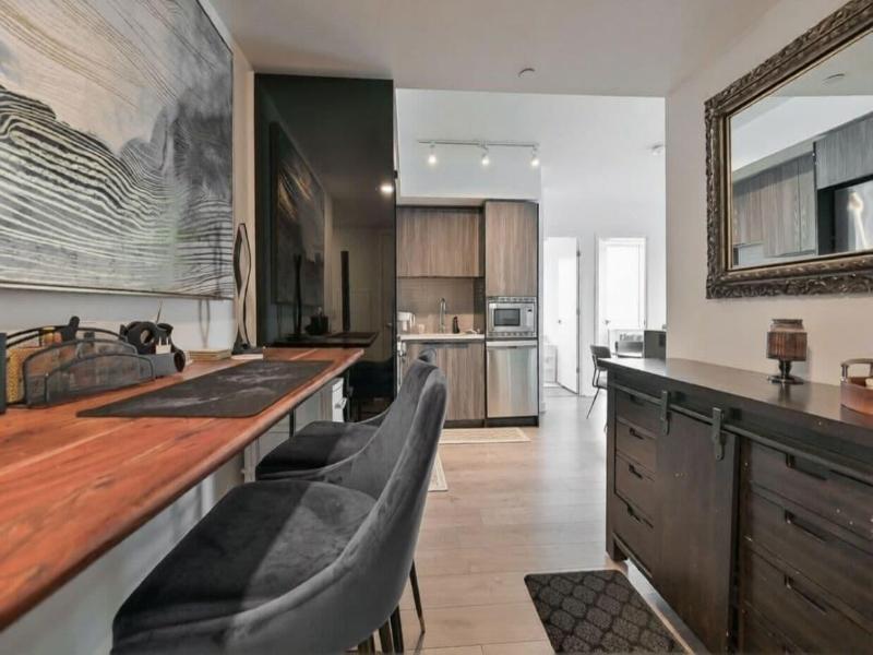 Teahouse Condos In Downtown Toronto image
