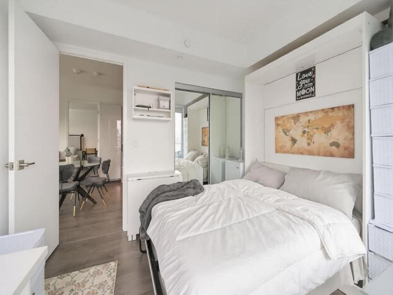 Teahouse Condos In Downtown Toronto image