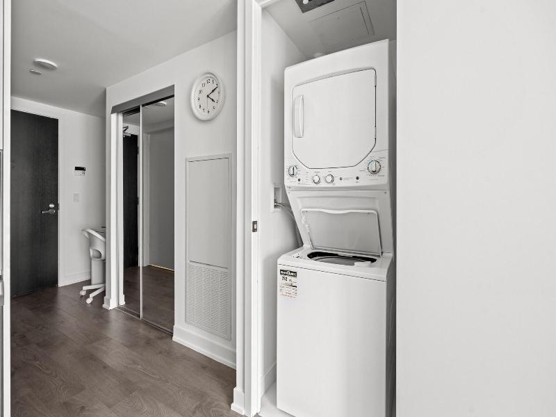 Teahouse Condos In Downtown Toronto image