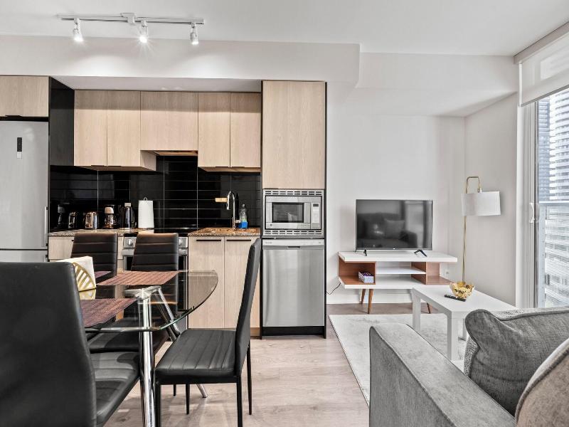 Teahouse Condos In Downtown Toronto image