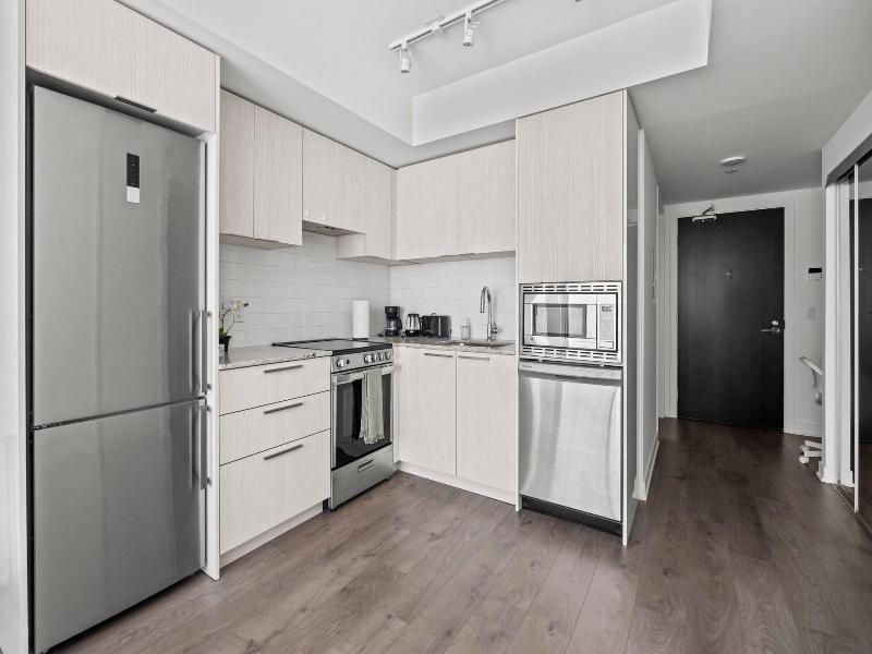 Teahouse Condos In Downtown Toronto image