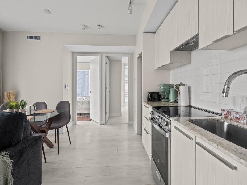 Teahouse Condos In Downtown Toronto image