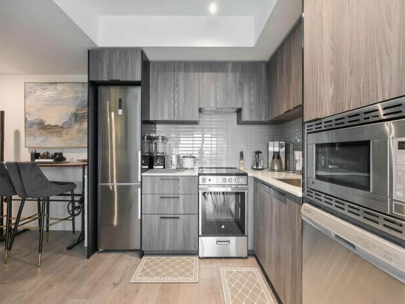 Teahouse Condos In Downtown Toronto image