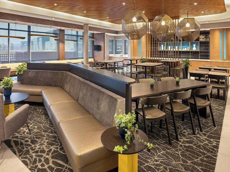 Springhill Suites By Marriott Eau Claire image