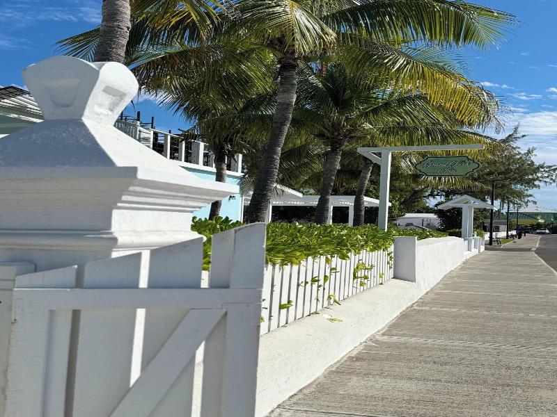 Grand Turk Inn