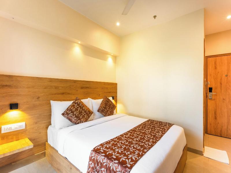 Arnna Hotel - Goregaon image