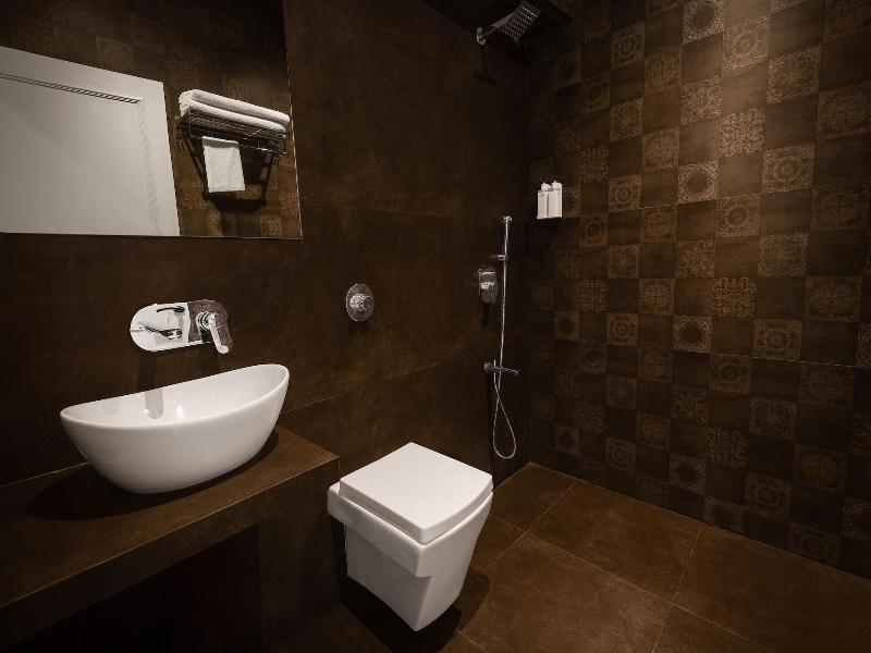 Arnna Hotel - Goregaon image