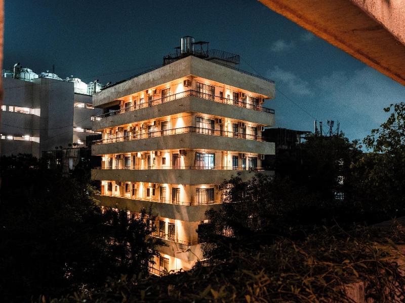 Arnna Hotel - Goregaon image