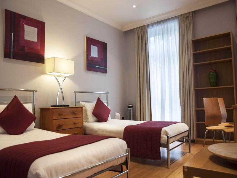 12 London Street Apartments image