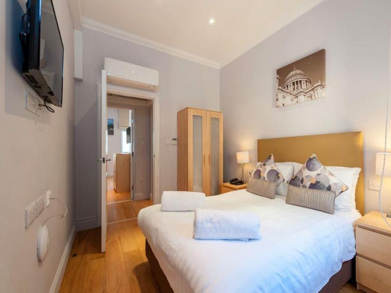12 London Street Apartments image