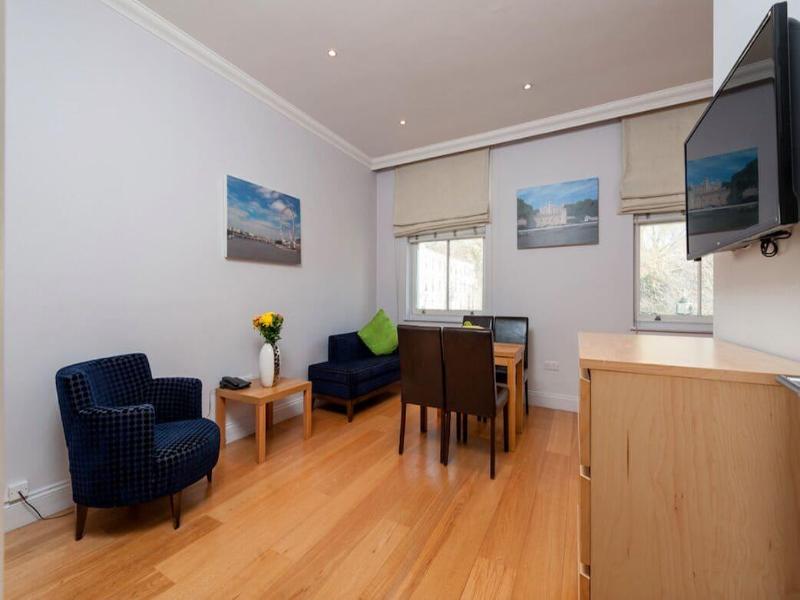 12 London Street Apartments image