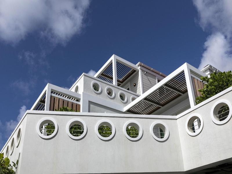 Wharfside Village Hotel image