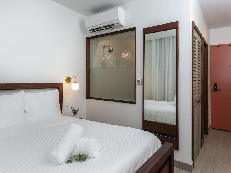 Wharfside Village Hotel image