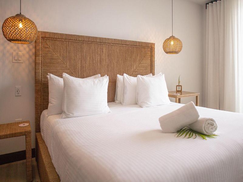 Wharfside Village Hotel image