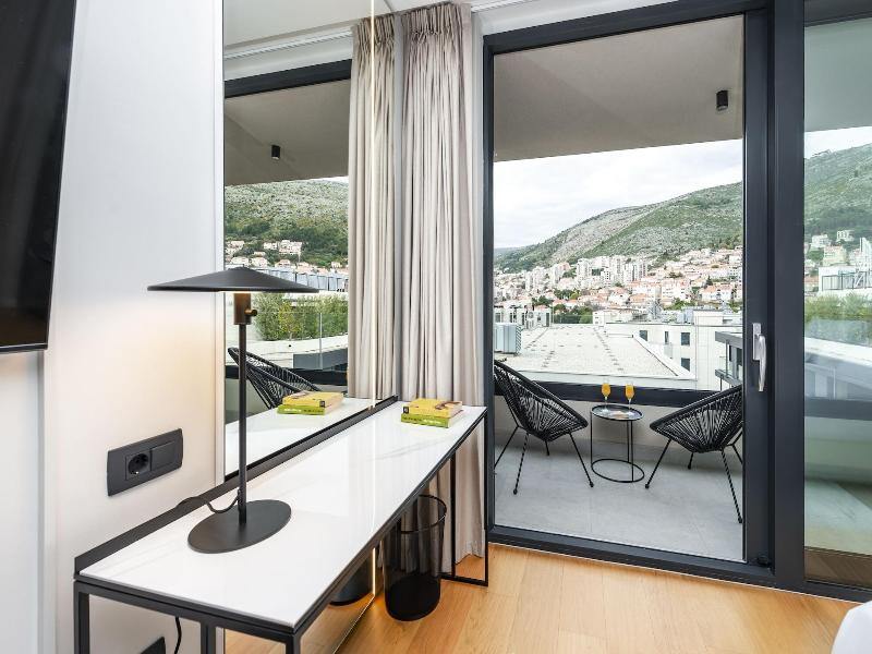 City Residences image