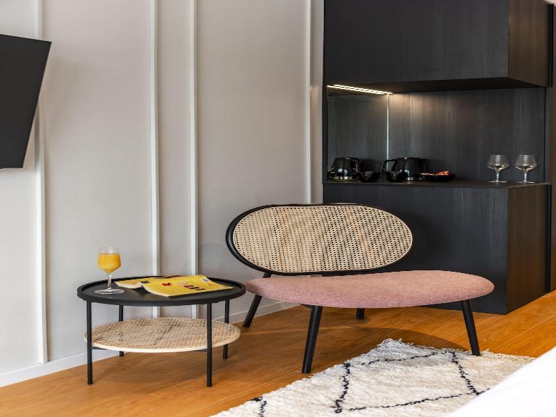 City Residences image