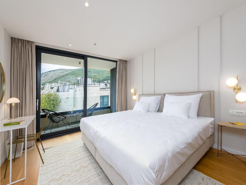City Residences image