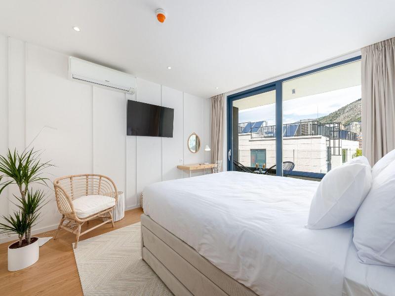 City Residences image