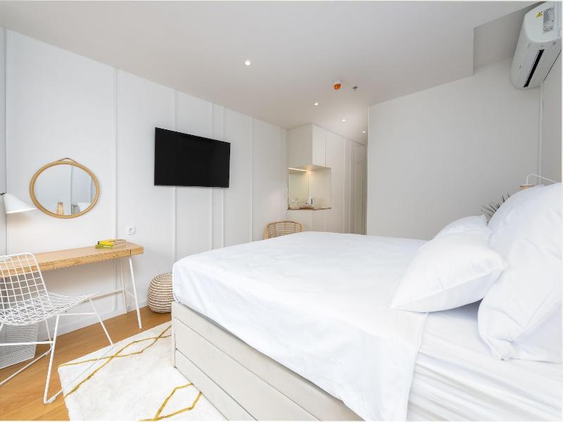 City Residences image