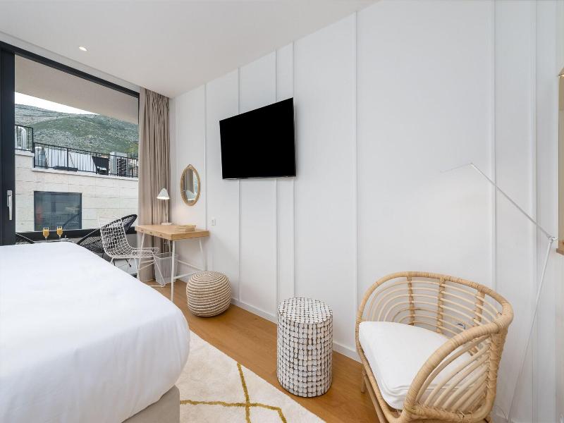 City Residences image