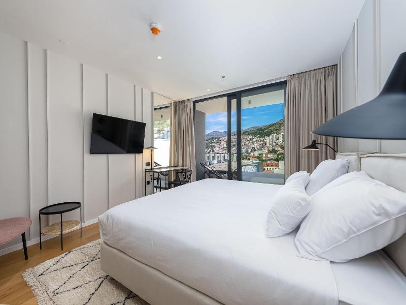 City Residences image