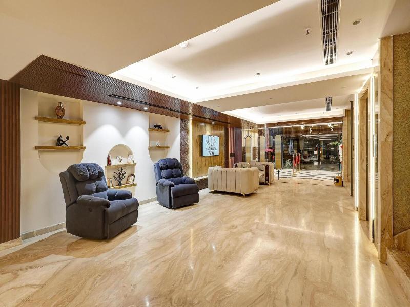 Tyche Boutique & Suites image