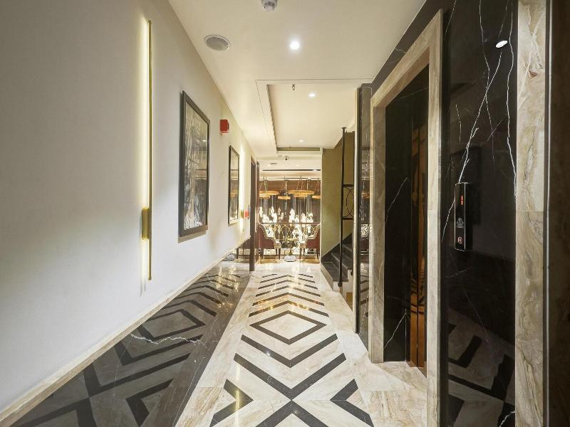 Tyche Boutique & Suites image